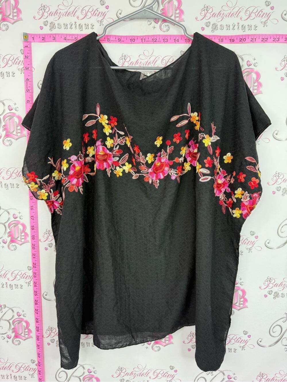 CHERIE BLISS blouse Embroidered Black Floral Women’s Tunic Top